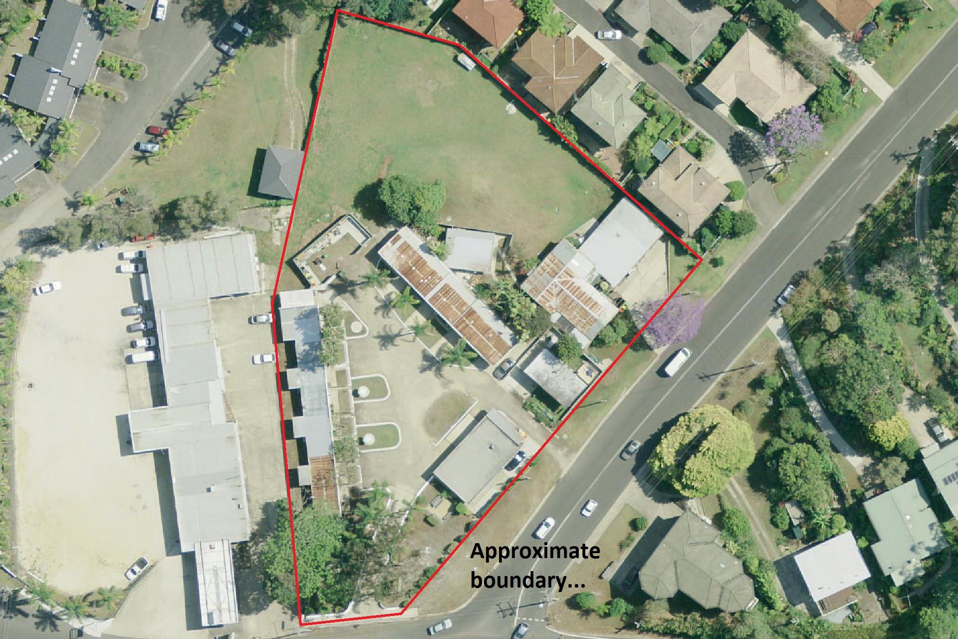 Nambucca Heads Real Estate:  Riverside Motel on Large Block