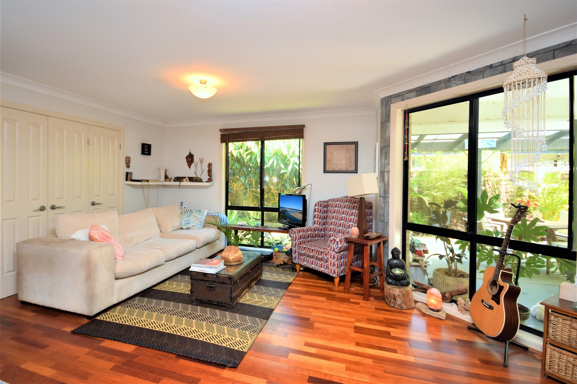 Valla Beach Real Estate: Your Private Oasis