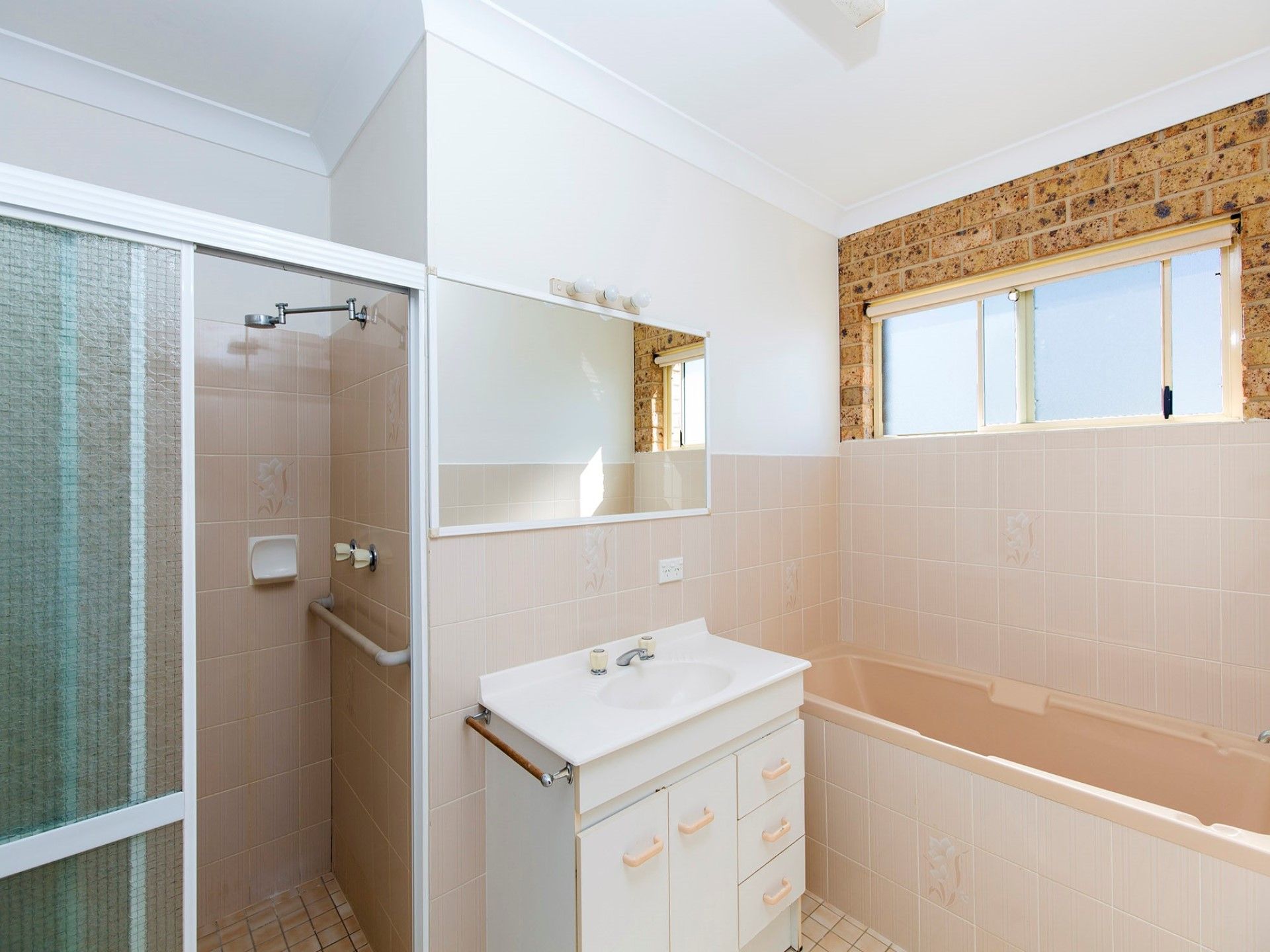 Nambucca Heads Real Estate:  East-Side Ocean View Unit